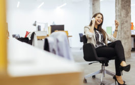 Miért válasszunk ergonomikus irodaszéket?