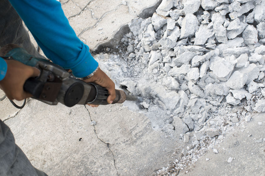 Profi betonjavítást igényelhet elérhető árakon.