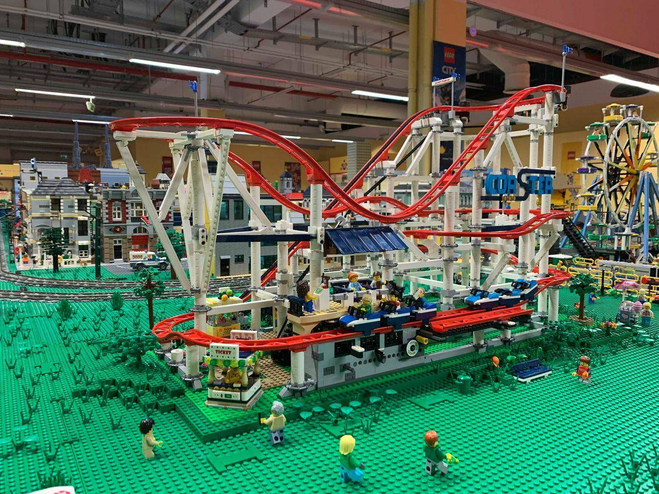 Jó hangulatú Lego építés az egész családnak